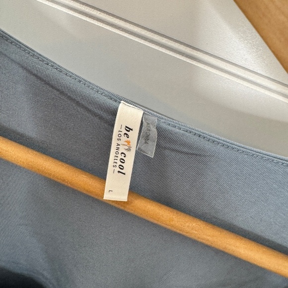 NEW Be Cool Long Sleeve Top Large - Picture 2 of 7